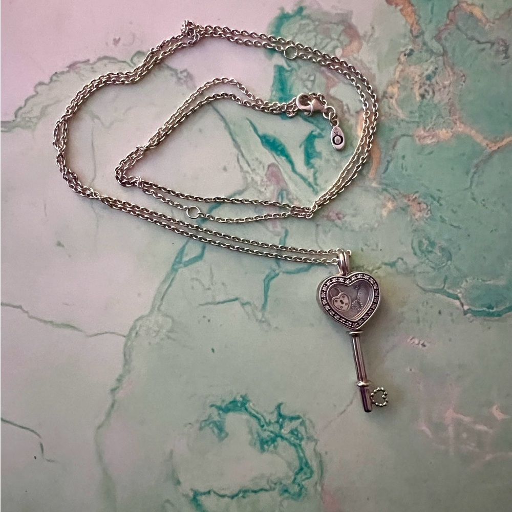 EUC Pandora Key Floating Locket + petite charms